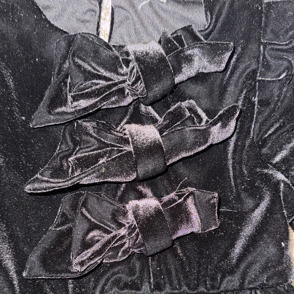 A Loves A Black Velvet Bow Kids Formal Dress Size 4 - Picture 3 of 8